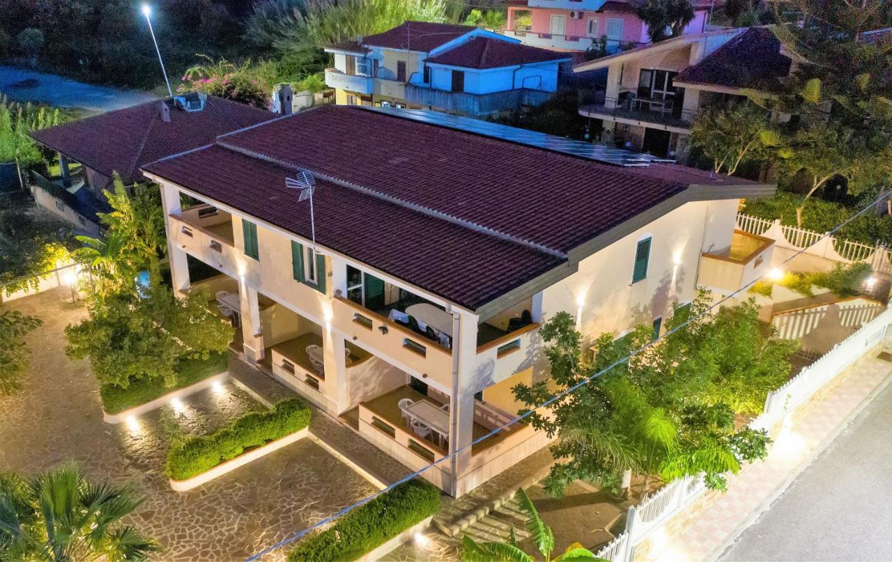 Villa Paglianiti - Your Family Residence! ブリアーティコ エクステリア 写真